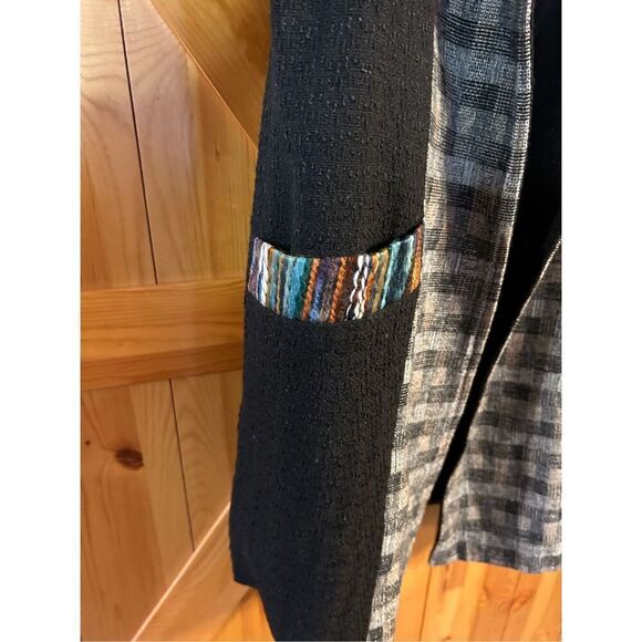 Black Plaid Jacket by DONNA WHITE Coats Size Large nwt (4912) - Picture 3 of 6